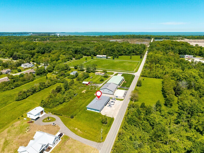 More Photos Of 1200 S Hartshorn Rd, Lakeside Marblehead Warehouse For Sale