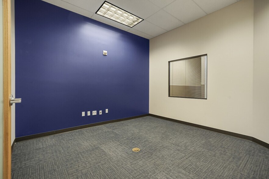 More Photos Of 10835 Dover St, Westminster Unknown For Lease