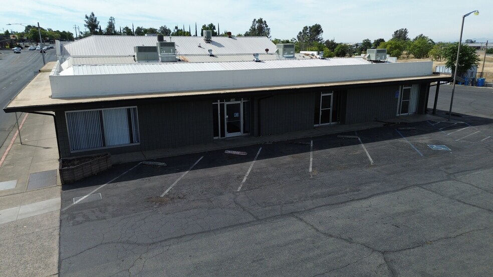 More Photos Of 2358-2368 Lincoln St, Oroville Office For Lease