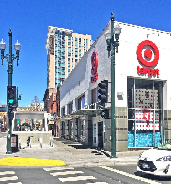 More Photos Of 2006 Kala Bagai Way, Berkeley Storefront Retail Office For Lease