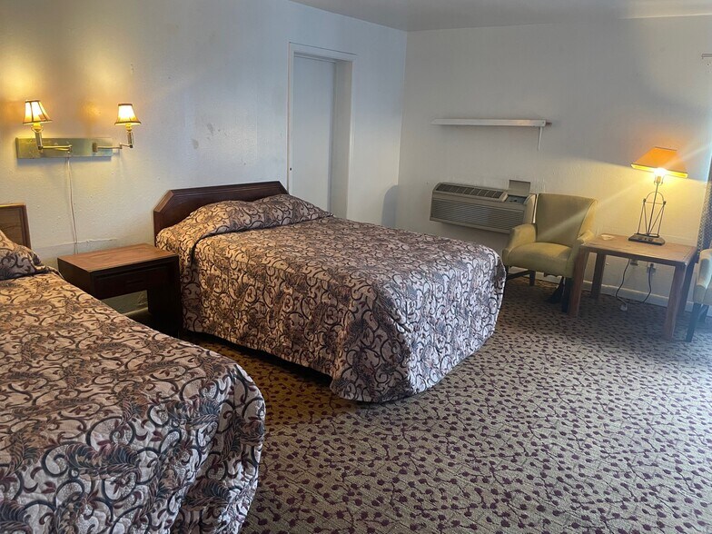 More Photos Of 711 Pasadena Fwy, Pasadena Hotel For Sale