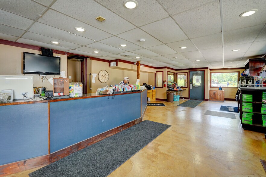 More Photos Of 1450 Brace Rd, Victor Golf Course Driving Range For Sale