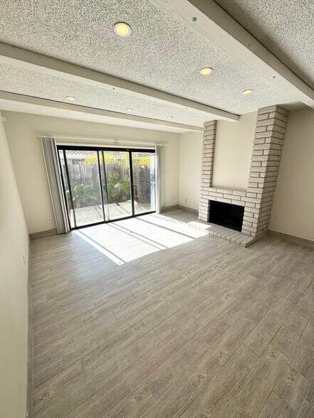 More Photos Of 1043 39th St, Sacramento Apartments For Sale