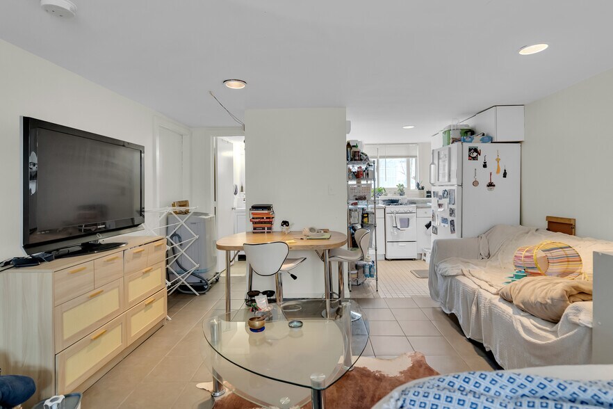 More Photos Of 2 Hingham St, Cambridge Multifamily For Sale