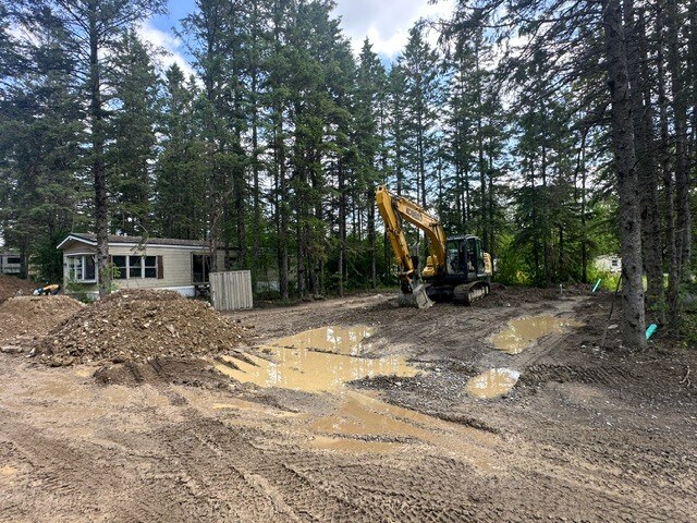 More Photos Of 3 1st St, Houlton Manufactured Housing Mobile Home Park For Sale