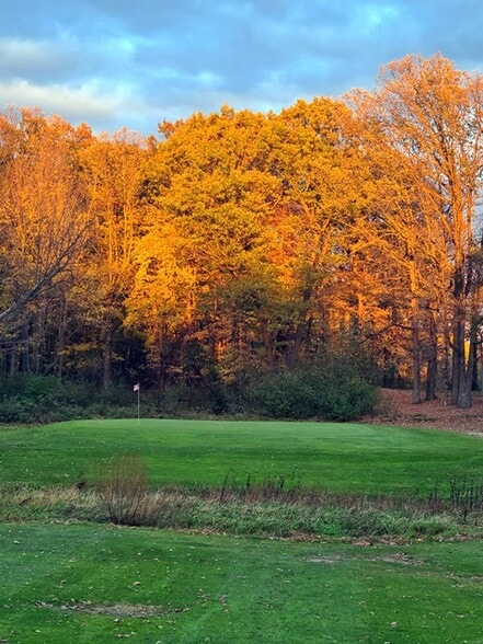 More Photos Of 11426 Wren Rd, Marshfield Golf Course Driving Range For Sale