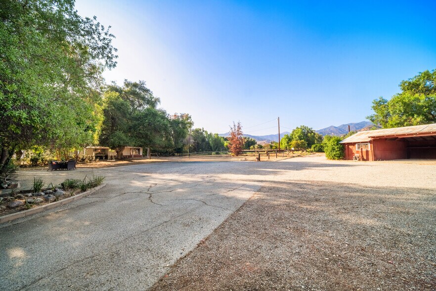 More Photos Of 1449 E Bennett Ave, Glendora Land For Sale