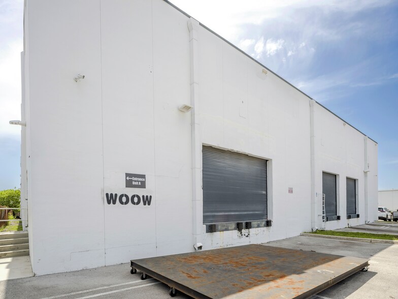 More Photos Of 6501 NW 37th Ave, Miami Warehouse For Lease
