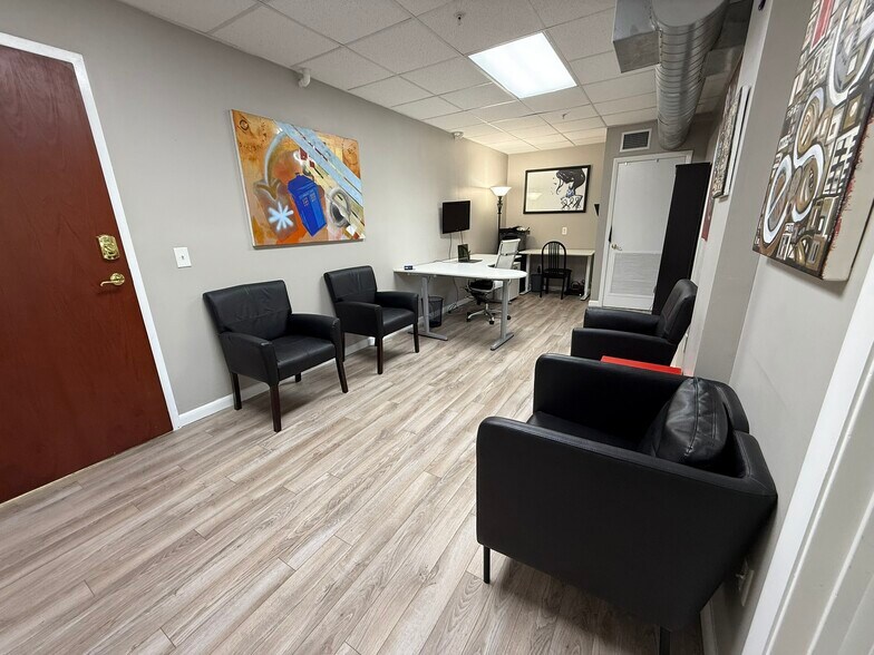 More Photos Of 120 S Olive Ave, West Palm Beach Office Residential For Lease