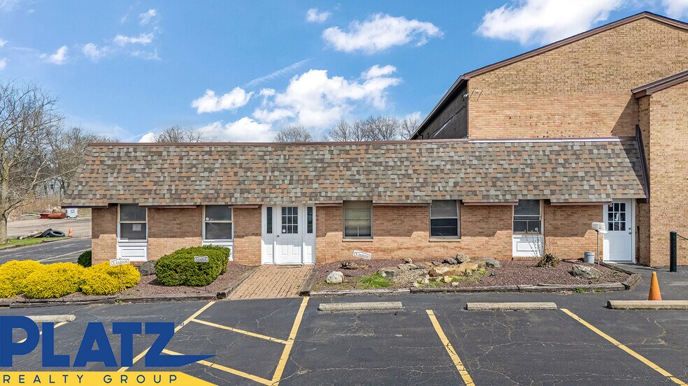 More Photos Of 61 Railroad St, Canfield Office For Sale
