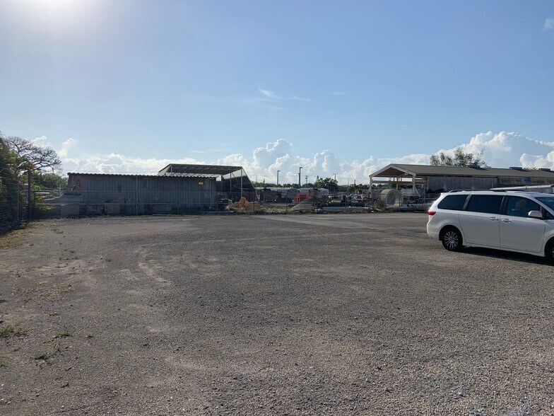 More Photos Of 4250 SW 59th Ave, Davie Warehouse For Lease