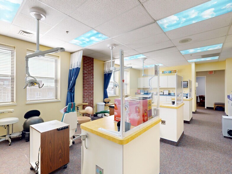 More Photos Of 128 W 12th St, Erie Office For Sale