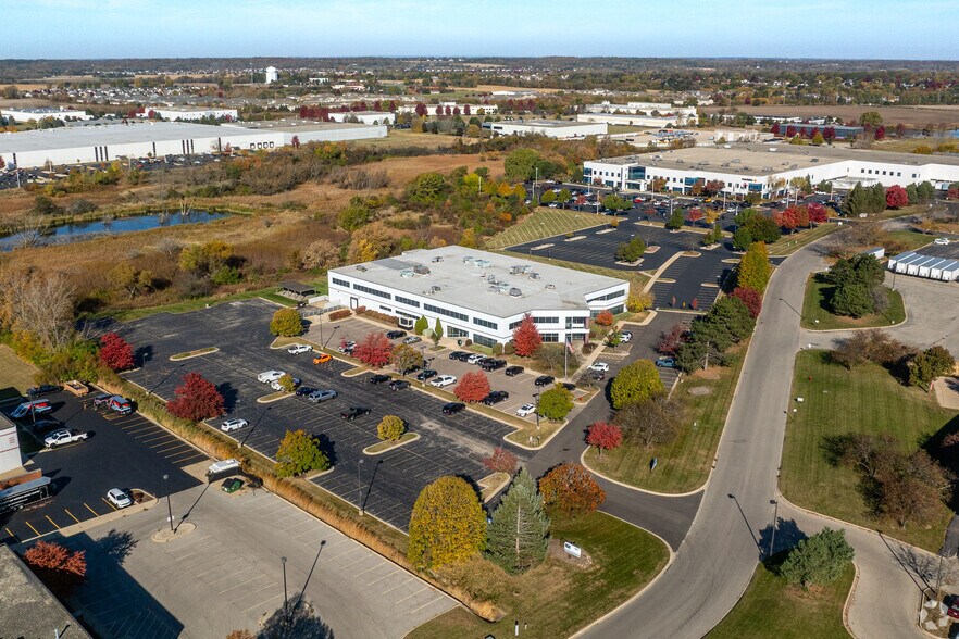More Photos Of 1391 Corporate Dr, Mchenry Office For Sale