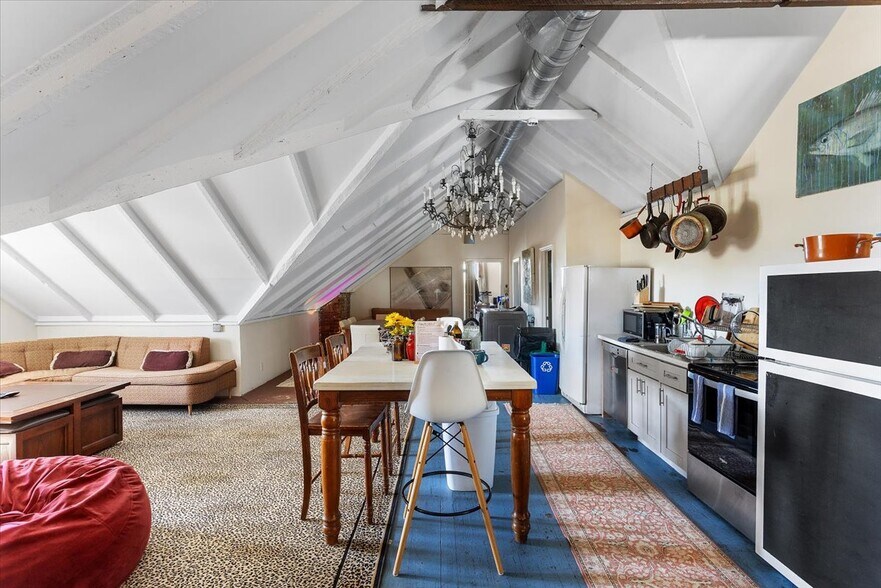 More Photos Of 1218 E 21st St, Oakland Apartments For Sale