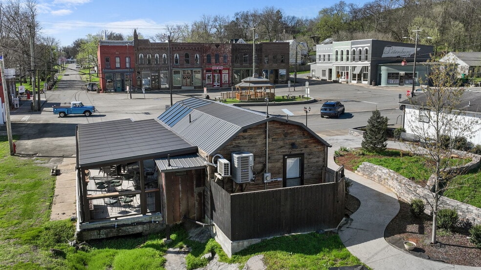 More Photos Of 106 Northside Sq, Petersburg Restaurant For Sale