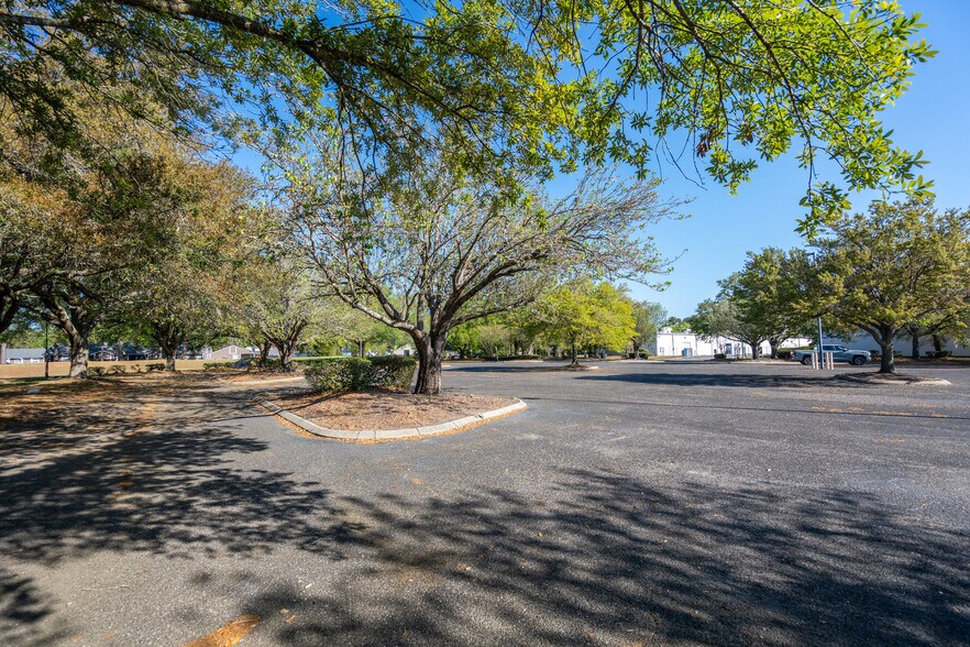 More Photos Of 0 Youngerman Ct, Jacksonville Land For Sale