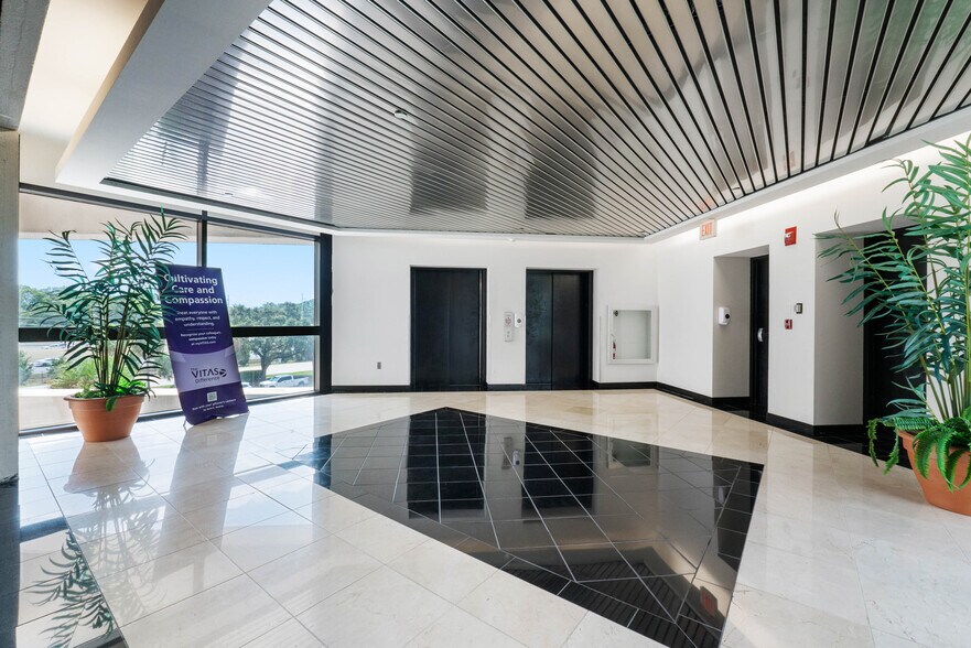 More Photos Of 2201 Lucien Way, Maitland Office For Lease