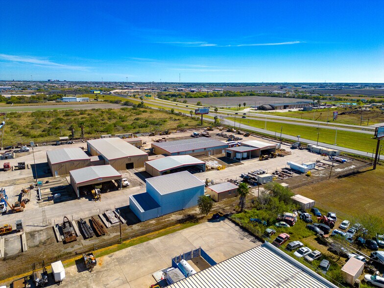 More Photos Of 5821 Agnes St, Corpus Christi Service For Sale