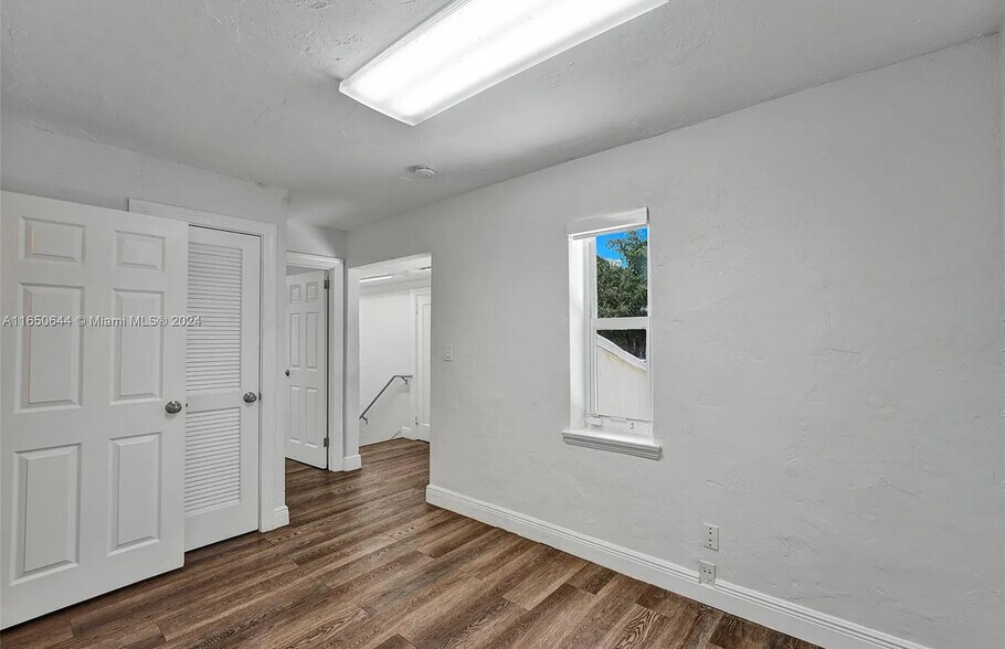 More Photos Of 1225 Alton Rd, Miami Beach Office For Lease