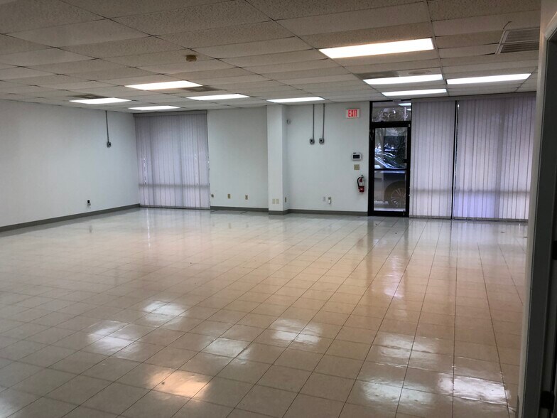 More Photos Of 2290 N County Road 427, Longwood Office For Lease