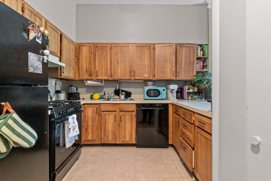More Photos Of 1728 Bolton St, Baltimore Apartments For Sale