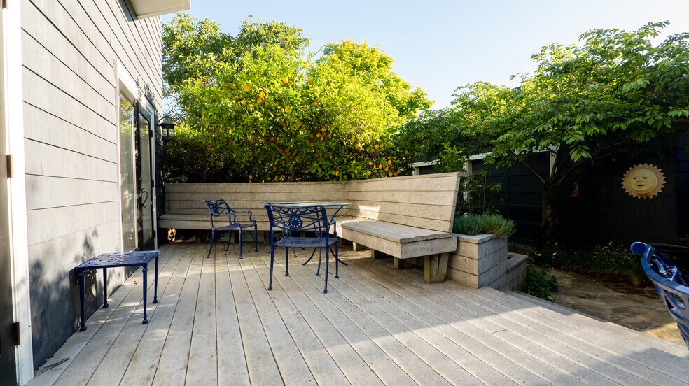 More Photos Of 1133 Seminary St, Napa Storefront Retail Office For Sale