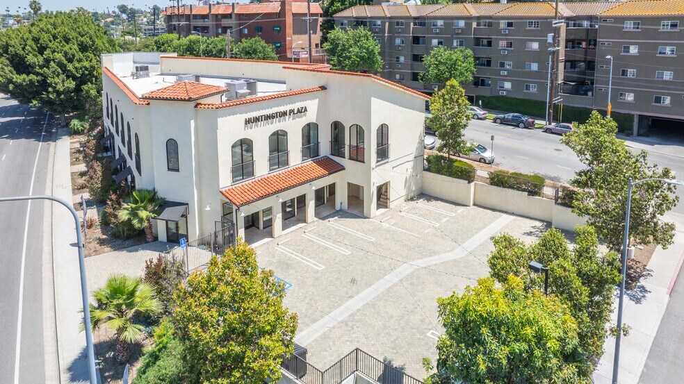 Primary Photo Of 4671-4681 Huntington Dr S, Los Angeles Storefront Retail Office For Lease