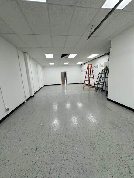 More Photos Of 4528 San Fernando Rd, Glendale Manufacturing For Lease