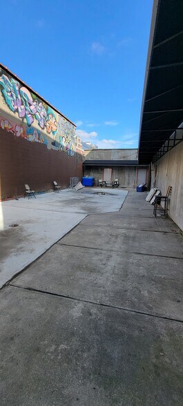 More Photos Of 603-605 Bushwick Ave, Brooklyn Storefront Retail Residential For Lease