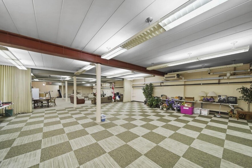 More Photos Of 201 S Jackson St, Jackson Specialty For Sale