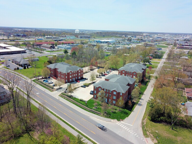 More Photos Of 9650 Commerce Dr, Carmel Office For Lease