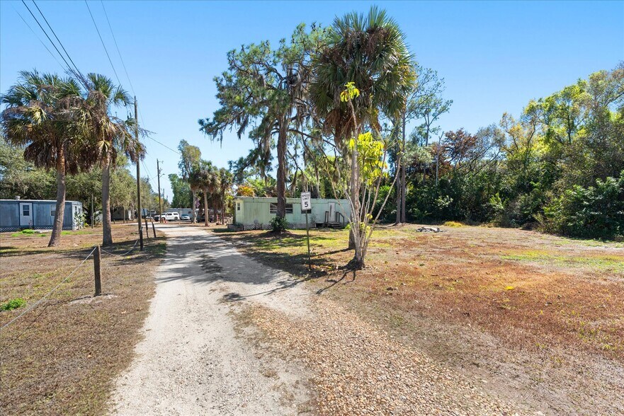 More Photos Of 380 San Jose St, North Fort Myers Manufactured Housing Mobile Home Park For Sale