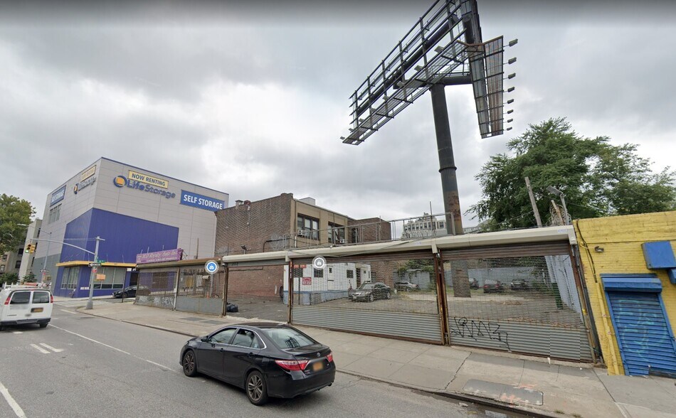 More Photos Of 122 18th St, Brooklyn Land For Lease