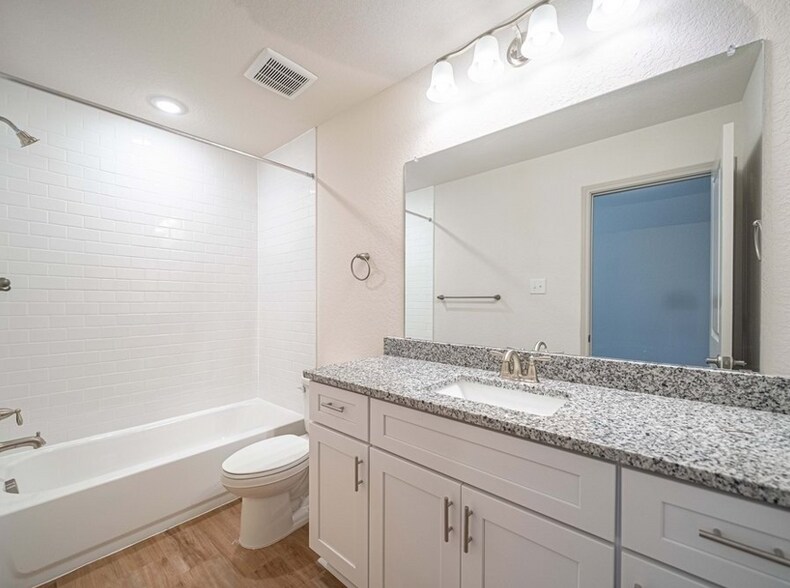 More Photos Of 6408 Segovia Ranch, San Antonio Apartments For Sale