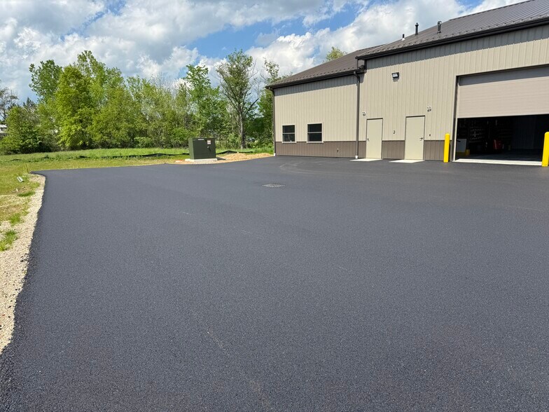 More Photos Of 4547 Mogadore Rd, Kent Manufacturing For Lease