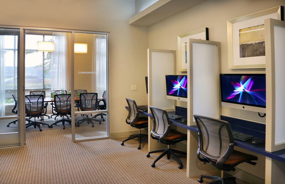 More Photos Of 4646 Mueller Blvd, Austin Apartments For Lease