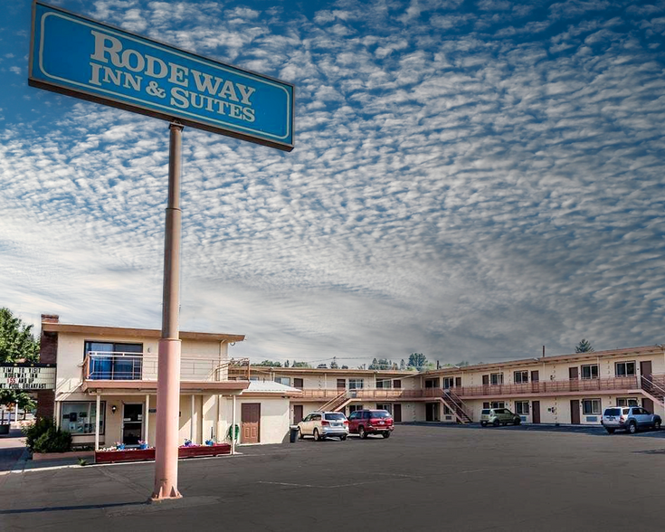 Primary Photo Of 122 N Main St, Omak Hotel For Sale