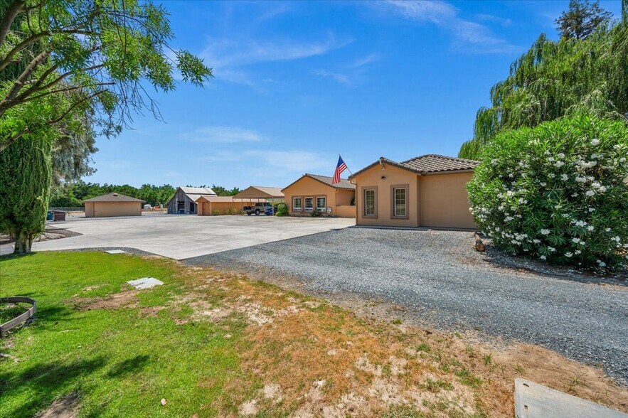 More Photos Of 13715 E Nebraska Ave, Kingsburg Land For Sale