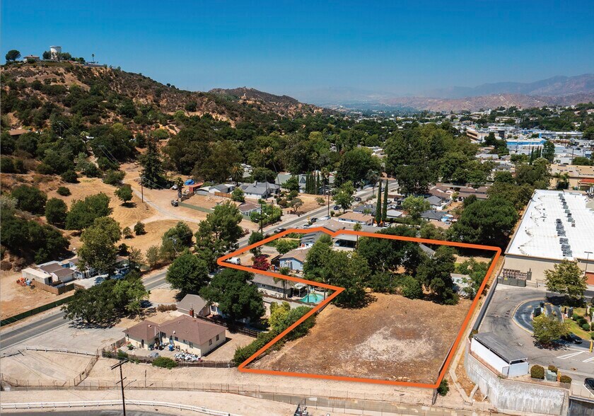 More Photos Of 9722 Tujunga Canyon Blvd, Tujunga Land For Sale