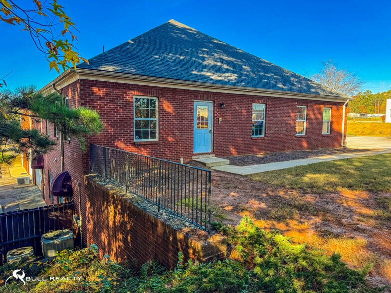 More Photos Of 100 Greystone Power Blvd, Dallas Medical For Sale