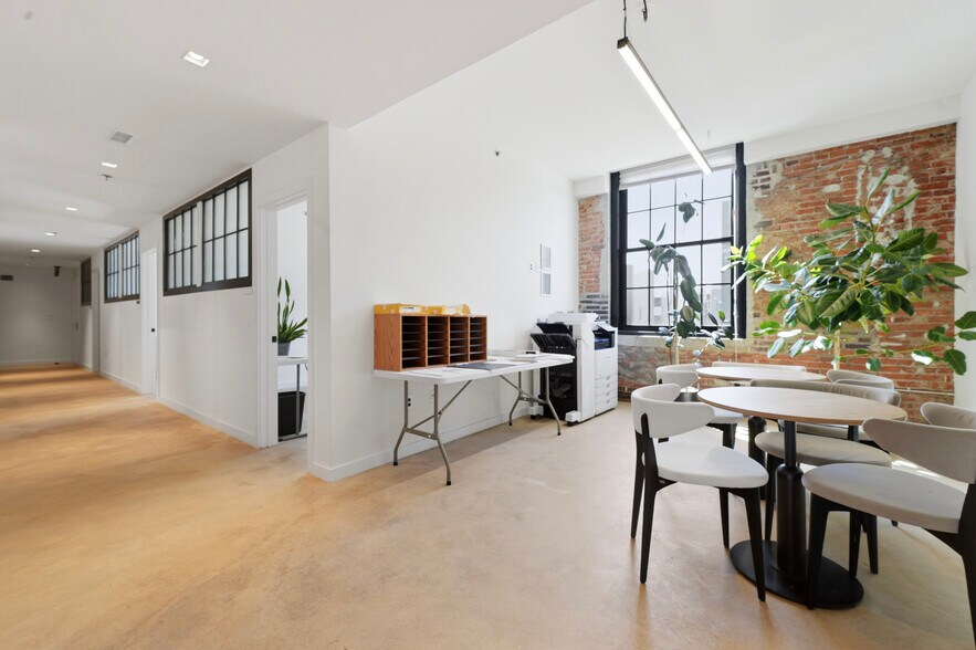 More Photos Of 1523 N Front St, Philadelphia Office For Lease