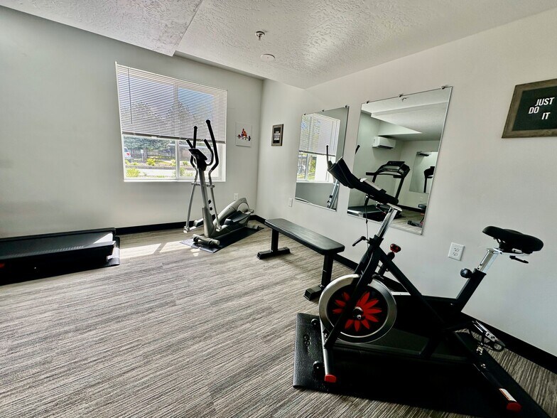 More Photos Of 404 E 5600 S, Salt Lake City Apartments For Sale