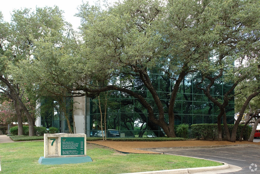 More Photos Of 4242 Medical Dr, San Antonio Unknown For Lease