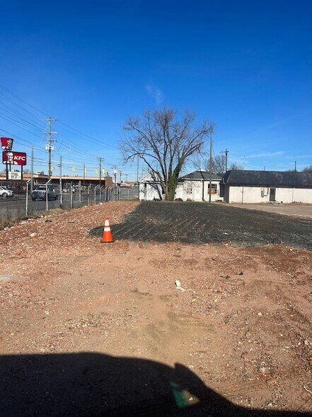 More Photos Of 103 E Harrison St, Reidsville Office For Sale