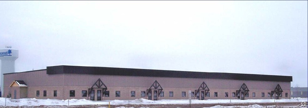 More Photos Of 101 Isanti Pky E, Isanti Warehouse For Lease