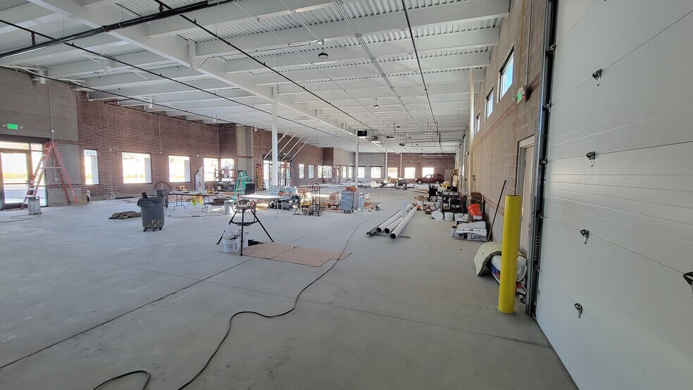 More Photos Of 7871 Shaffer Pky, Littleton Warehouse For Sale