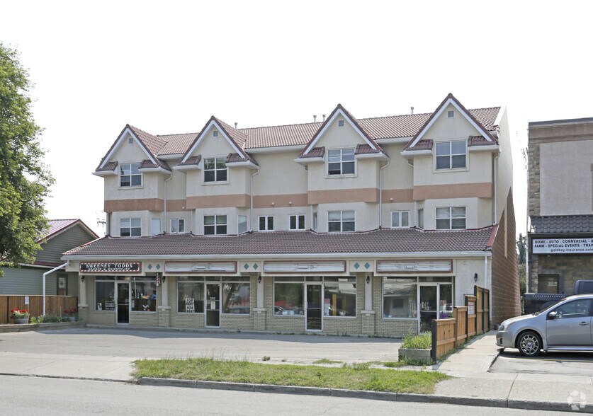 More Photos Of 227-231 3rd Ave, Strathmore Storefront Retail Residential For Lease