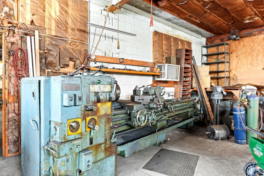 More Photos Of 2115 W Main St, Stroudsburg Service For Sale