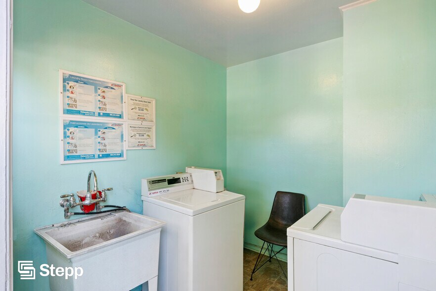 More Photos Of 2409 Cedar Ave, Long Beach Apartments For Sale