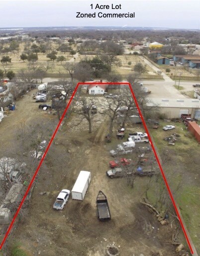 More Photos Of 1217 Perry St, Irving Office For Sale